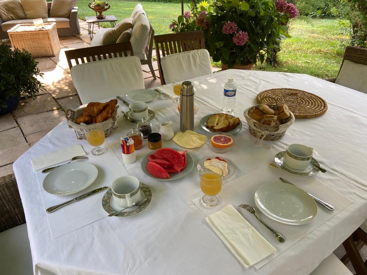 Villa De Miha Valbonne Eksteriør billede