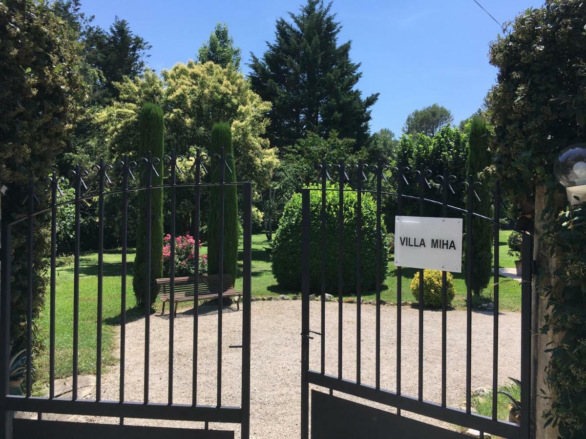 Villa De Miha Valbonne Eksteriør billede